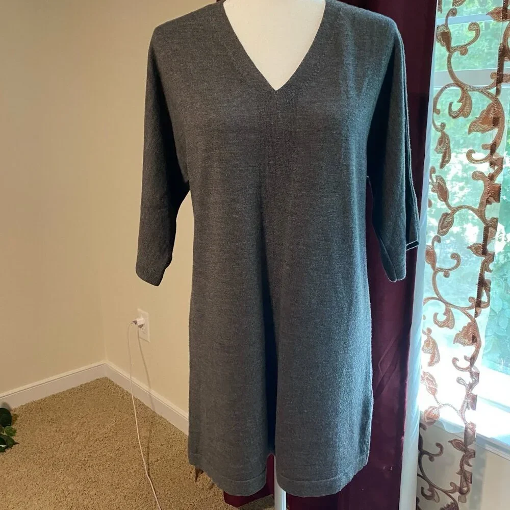 Eileen Fisher 100% Merino Wool V-Neck Tunic Sweater Grey Size Small/Petite